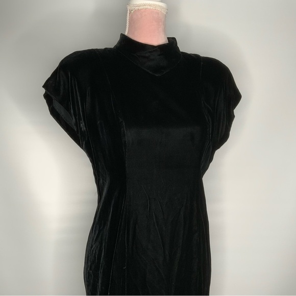 VINTAGE adorable velvet dress.‎ - Picture 3 of 15